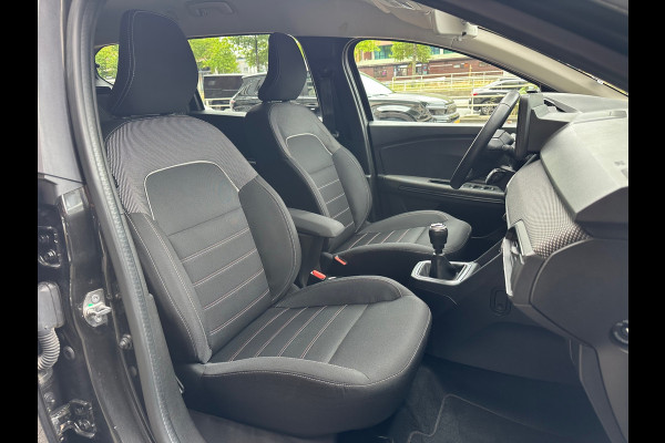 Dacia Jogger 1.0 TCe 110 Expression 7 Pers Navi Camera Carplay PDC
