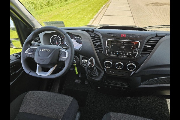 Iveco Daily 35S18HV 3.0 L4H2 3.0 Automaat 3zits Airco HI-Connect LED Adaptive Cruise Control