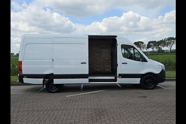 Mercedes-Benz Sprinter 316 2.2 CDI L3H2 EURO VI-D 3.5T-Trekhaak Mbux10 + Navi 3-Zits Comfort-Stoel Stoelverwarming 163Pk Euro6 Leer!