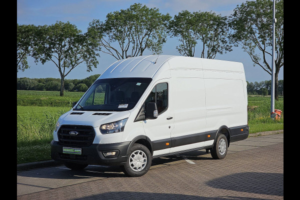 Ford Transit 350 2.0 TDCI L4H3 Trend 131pk | Camera | Navi | Verlengde Fabrieksgarantie | Parkeersensoren | 3zits | 256° deuren