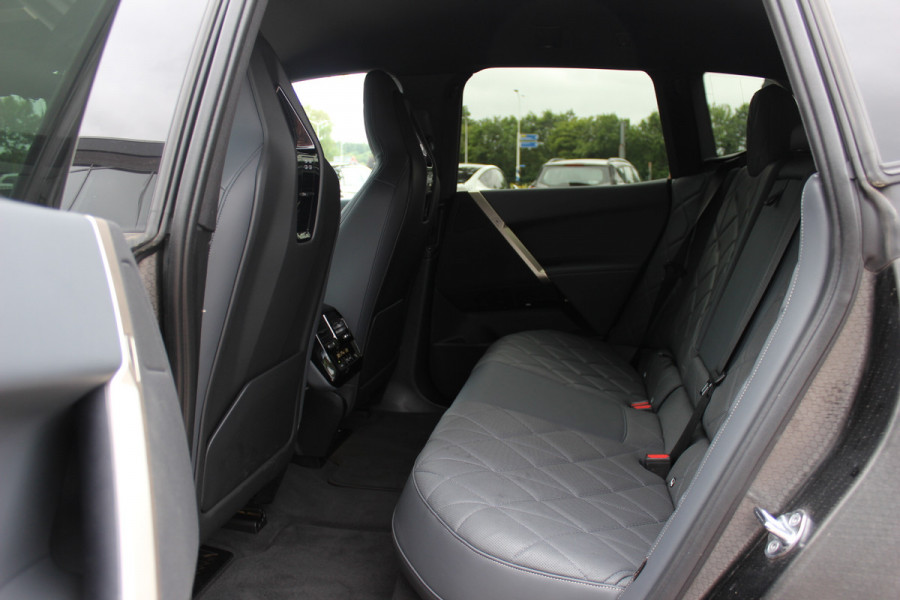 BMW iX xDrive40 High Exe. M Sport 77 kWh / SoH 97,1% / 360Camera / Head-up / Keyless / Softclose / 20'' / ACC / Laser LED / Navigatie / Stoelverwarming+Stuurverwarming / Stoelventilaite