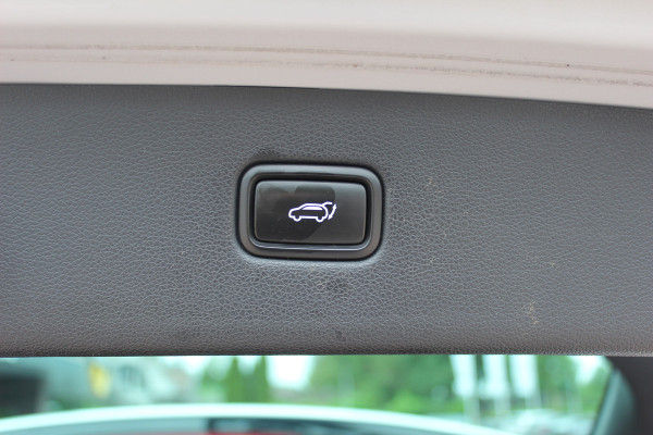 Hyundai Tucson 1.6 T-GDI Premium / Full option! / Panoramadak / 360Camera / Leder / Keyless / 19'' / CarPlay / Stoelventilatie+Verwarming / Stuurverwarmd / Dodehoek / DAB / ACC