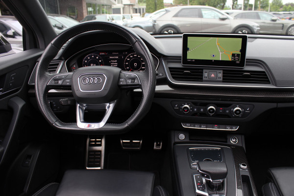 Audi Q5 2.0 TFSI quattro Sport S Line Black Edition / Panoramadak / Camera / RS Seats / Keyless / 21'' / Blackpack / Navigatie / Carbon intr. / Virtual Cockpit / Stoelverwarming / Cruise Control