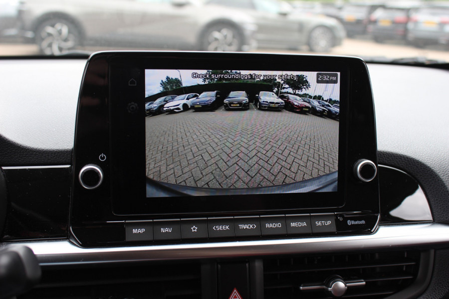 Kia Picanto 1.0 DPi GT-Line / NL Auto! / 1e Eign. / Camera / CarPlay / Keyless / Leder / 15'' / DAB / Cruise Control