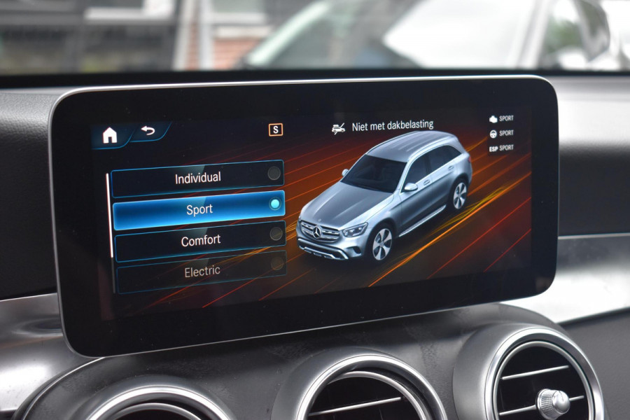 Mercedes-Benz GLC 300de 4MATIC AMG Pano HUD 360C Massage Trekhaak