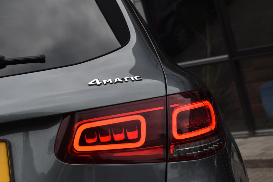 Mercedes-Benz GLC 300de 4MATIC AMG Pano HUD 360C Massage Trekhaak