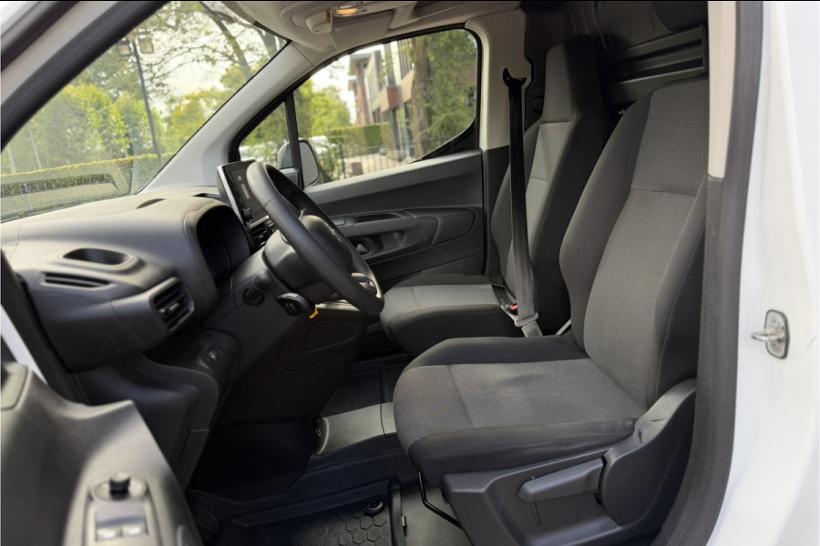 Citroën Berlingo 1.2 PureTech Club | Navi | Airco | PDC | D-riem gedaan bij 120.000km