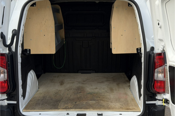 Citroën Berlingo 1.2 PureTech Club | Navi | Airco | PDC | D-riem gedaan bij 120.000km