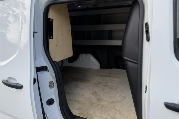 Citroën Berlingo 1.2 PureTech Club | Navi | Airco | PDC | D-riem gedaan bij 120.000km