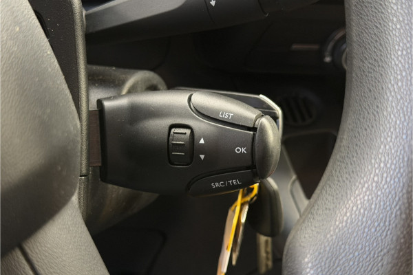 Citroën Berlingo 1.2 PureTech Club | Navi | Airco | PDC | D-riem gedaan bij 120.000km