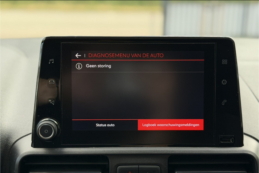 Citroën Berlingo 1.2 PureTech Club | Navi | Airco | PDC | D-riem gedaan bij 120.000km