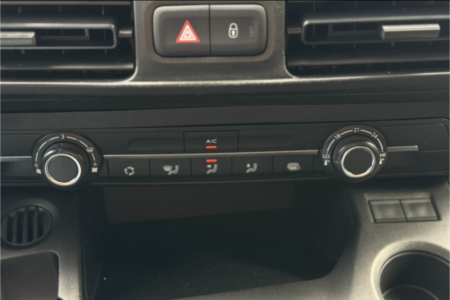 Citroën Berlingo 1.2 PureTech Club | Navi | Airco | PDC | D-riem gedaan bij 120.000km