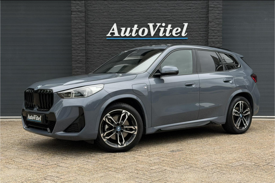 BMW X1 xDrive30e M-Sport 326 PK | Full Option | Panodak | Trekhaak | H/K | Massage | Head-Up