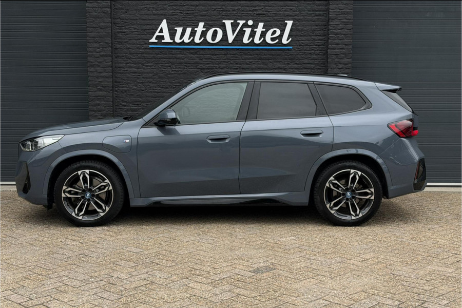 BMW X1 xDrive30e M-Sport 326 PK | Full Option | Panodak | Trekhaak | H/K | Massage | Head-Up
