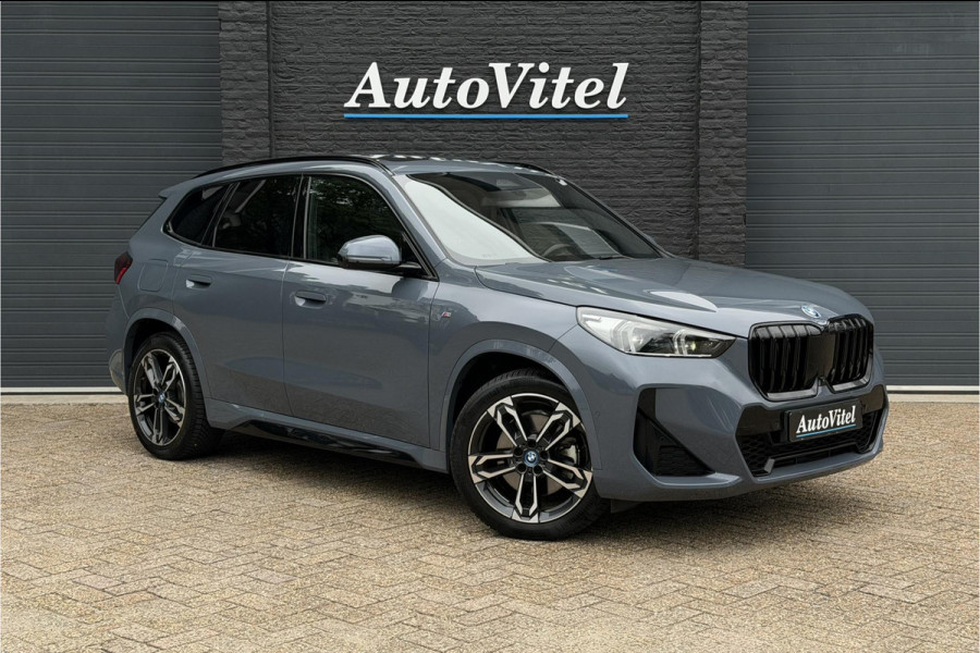 BMW X1 xDrive30e M-Sport 326 PK | Full Option | Panodak | Trekhaak | H/K | Massage | Head-Up
