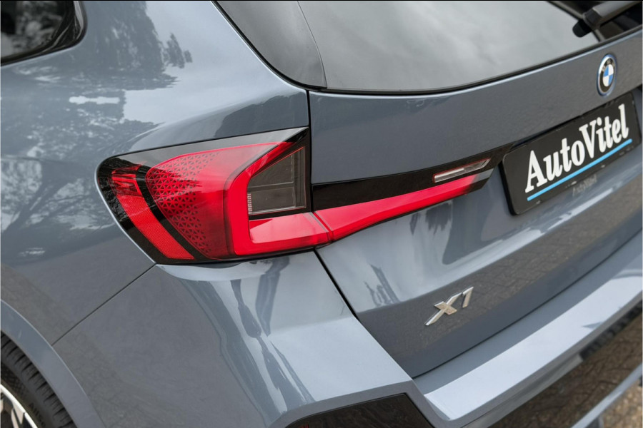 BMW X1 xDrive30e M-Sport 326 PK | Full Option | Panodak | Trekhaak | H/K | Massage | Head-Up