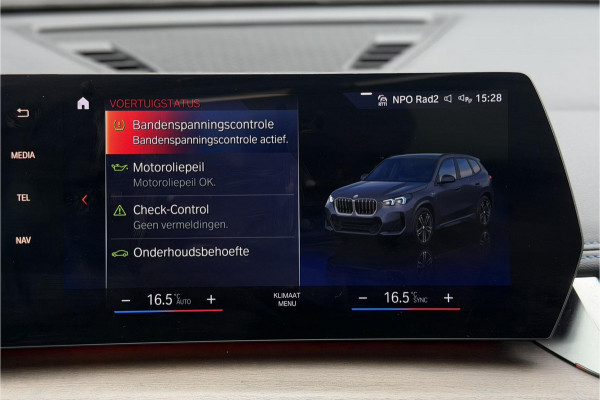 BMW X1 xDrive30e M-Sport 326 PK | Full Option | Panodak | Trekhaak | H/K | Massage | Head-Up