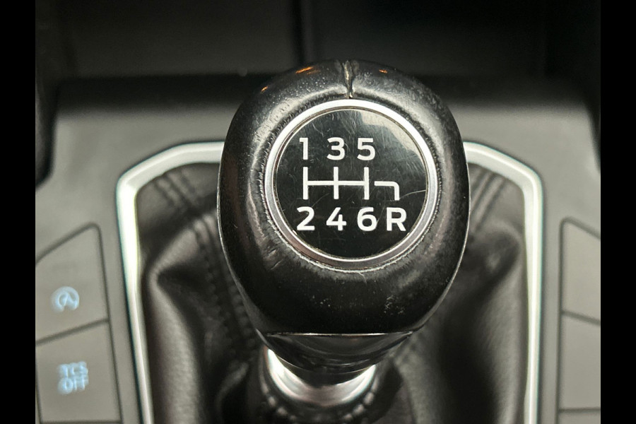 Ford FOCUS Wagon 1.0 EcoBoost Business | Navigatie | Camera | Cruise/Control | Lane Assist |PDC | Climate/Control |