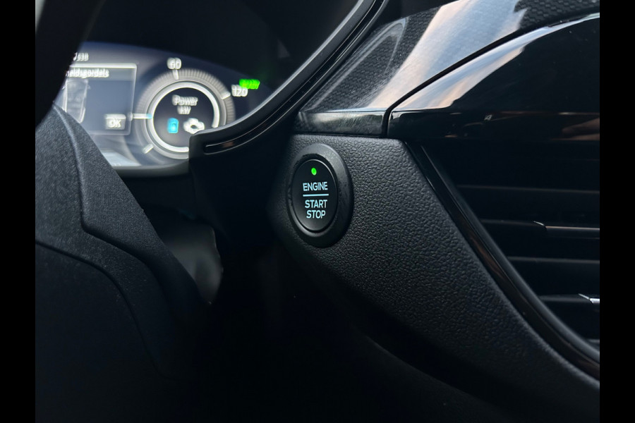 Ford Kuga 2.5 PHEV ST-Line, Trekhaak, adaptive cruise, cam., stoel, stuur verw.