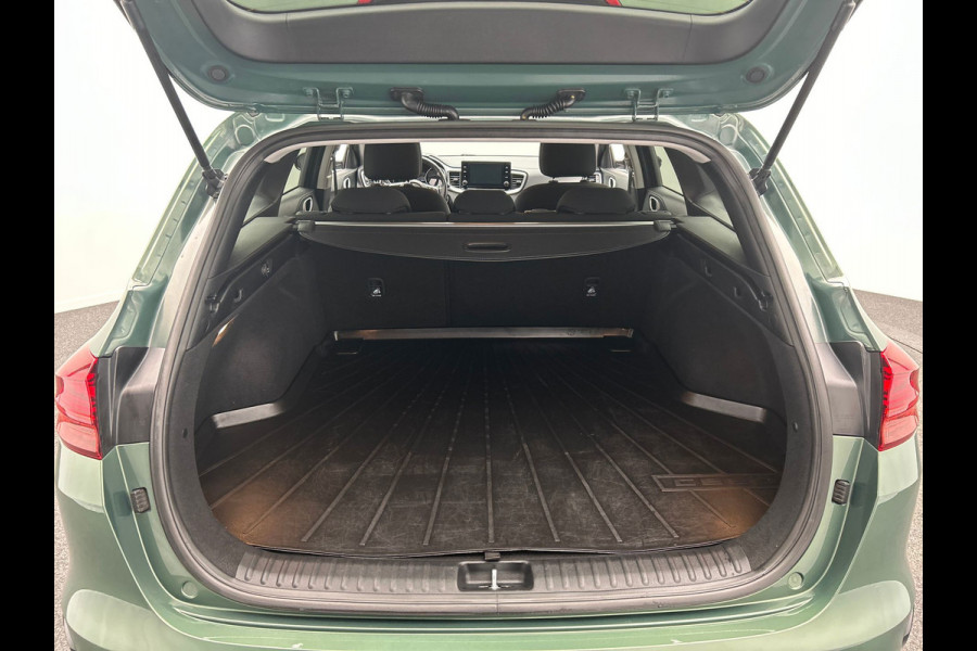 Kia Ceed Sportswagon 1.5 T-GDi DynamicPlusLine | Adapt.Cruise/Control | Stuur/Stoel Verwarming | Lichtmetaal | Fabrieksgarantie