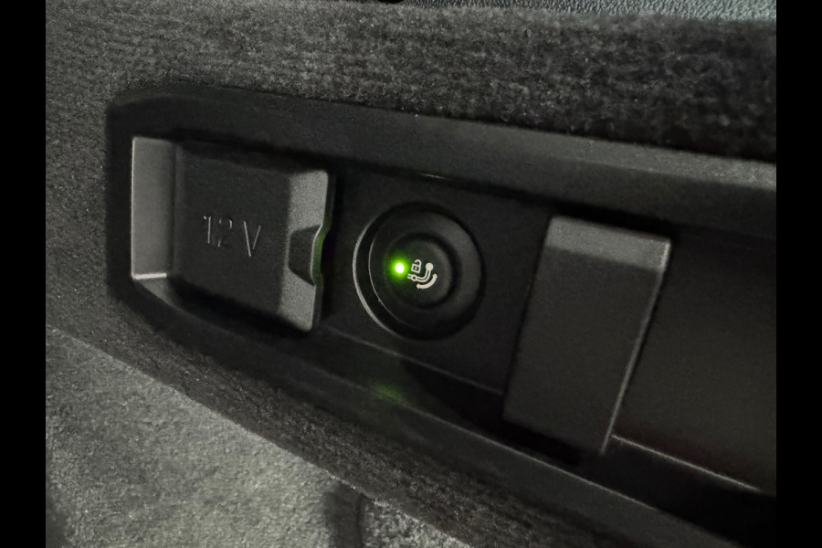 BMW 5 Serie Touring 520i M Sport Pano|HuD|H/K|Memory|Trekhaak