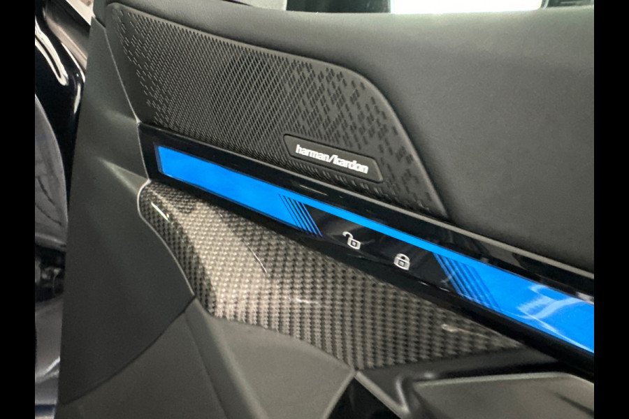 BMW 5 Serie Touring 520i M Sport Pano|HuD|H/K|Memory|Trekhaak