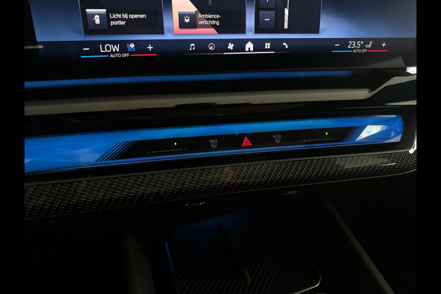 BMW 5 Serie Touring 520i M Sport Pano|HuD|H/K|Memory|Trekhaak