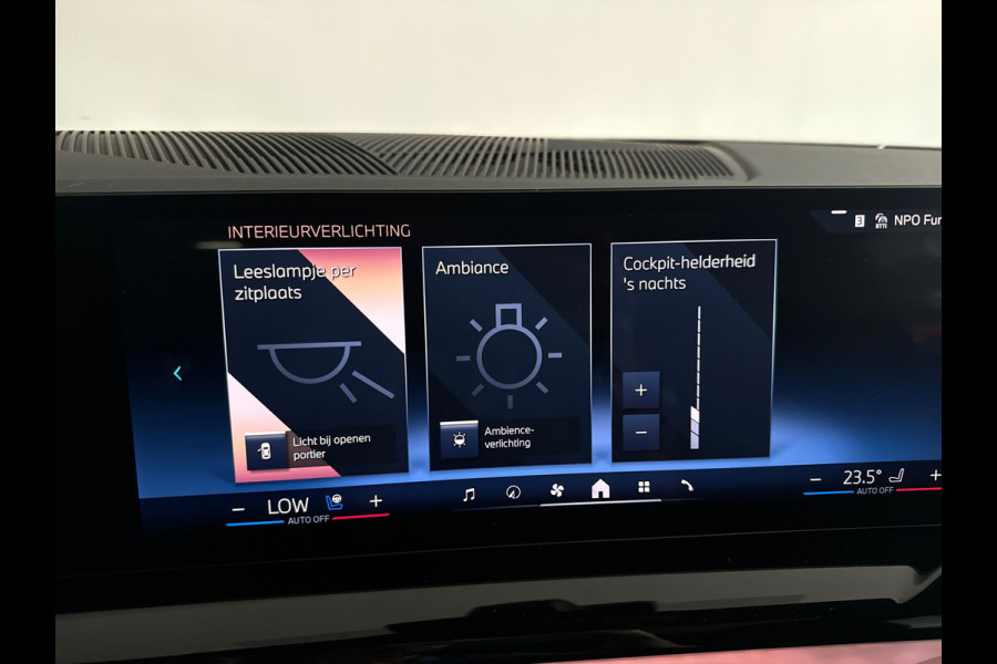BMW 5 Serie Touring 520i M Sport Pano|HuD|H/K|Memory|Trekhaak