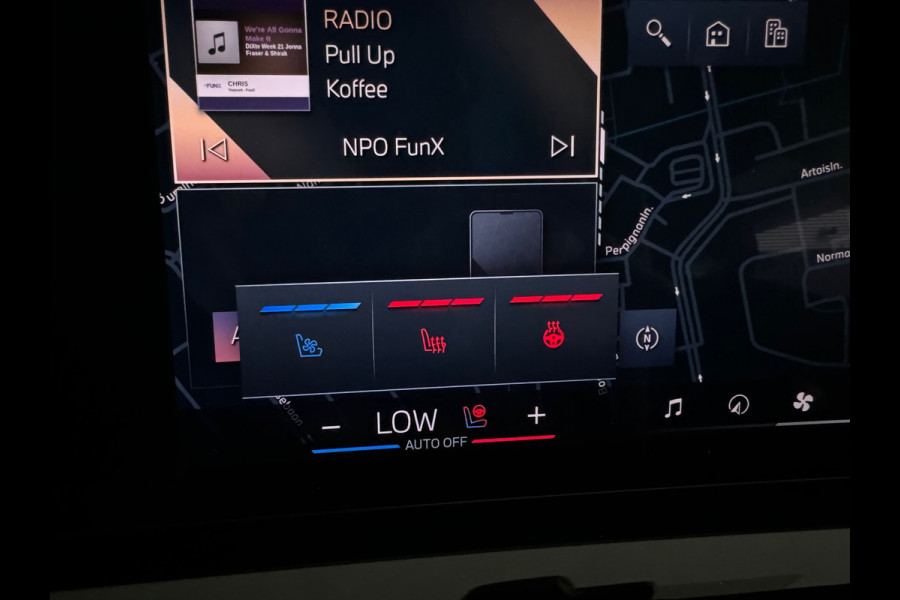 BMW 5 Serie Touring 520i M Sport Pano|HuD|H/K|Memory|Trekhaak