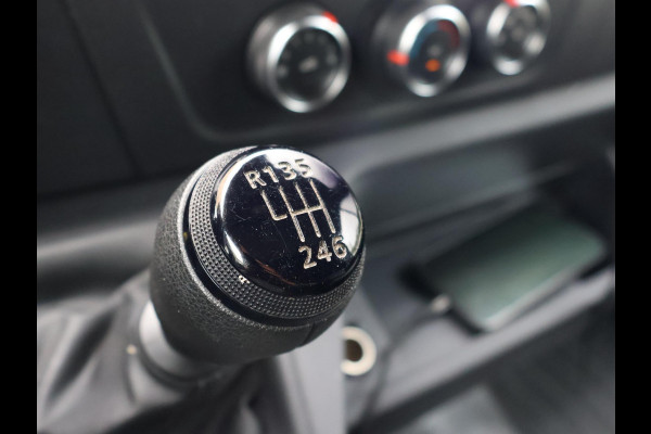 Renault Master T35 2.3 DCI 135 PK L3H2 WORK EDITION + APPLE CARPLAY | CAMERA | DODEHOEK | CRUISE