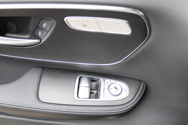 Mercedes-Benz V-Klasse 300d / DC / AMG / Luchtvering / bj 2025 / 2x Elec Schuifd / 360 Cam / Burmester / Vol Opties / NIEUWSTAAT