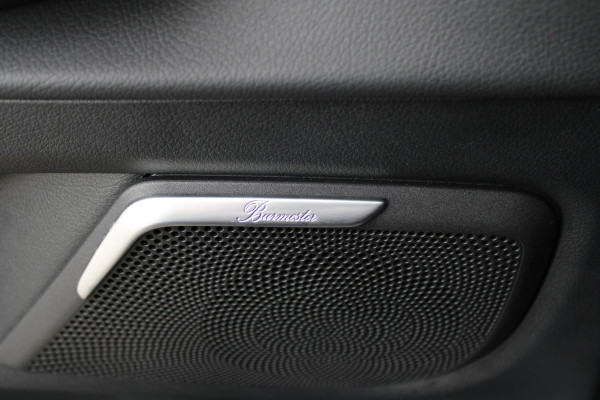 Mercedes-Benz V-Klasse 300d / DC / AMG / Luchtvering / bj 2025 / 2x Elec Schuifd / 360 Cam / Burmester / Vol Opties / NIEUWSTAAT