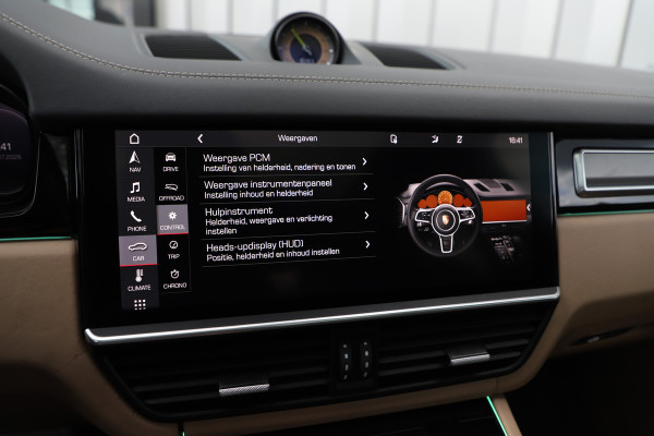 Porsche Cayenne Coupé 3.0 E-Hybrid | 462PK | Luchtvering | 4W-Sturing | Head-up | Keyless-go | Matrix-led | Bose | 14-Weg Comfortstoelen | Sfeerverlic