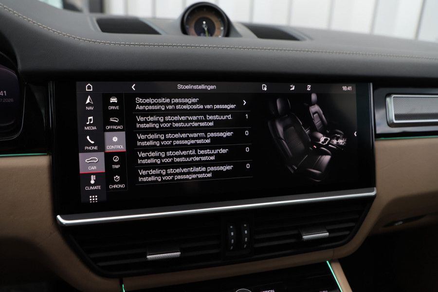 Porsche Cayenne Coupé 3.0 E-Hybrid | 462PK | Luchtvering | 4W-Sturing | Head-up | Keyless-go | Matrix-led | Bose | 14-Weg Comfortstoelen | Sfeerverlic