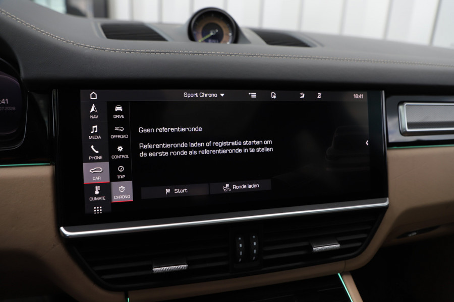 Porsche Cayenne Coupé 3.0 E-Hybrid | 462PK | Luchtvering | 4W-Sturing | Head-up | Keyless-go | Matrix-led | Bose | 14-Weg Comfortstoelen | Sfeerverlic