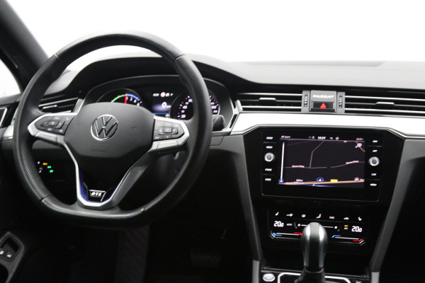 Volkswagen Passat Variant 1.4 TSI PHEV GTE 218 PK, Trekhaak, Leder, Adap. Cruise Control, Winterpakket, Carplay