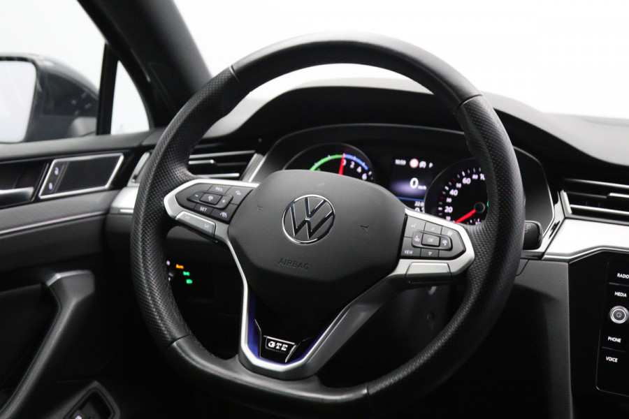 Volkswagen Passat Variant 1.4 TSI PHEV GTE 218 PK, Trekhaak, Leder, Adap. Cruise Control, Winterpakket, Carplay