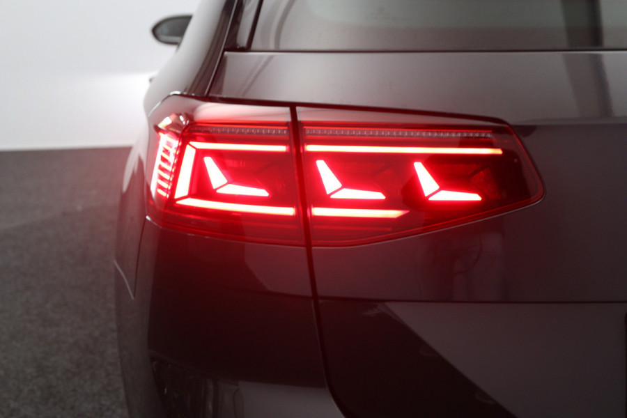 Volkswagen Passat Variant 1.4 TSI PHEV GTE 218 PK, Trekhaak, Leder, Adap. Cruise Control, Winterpakket, Carplay