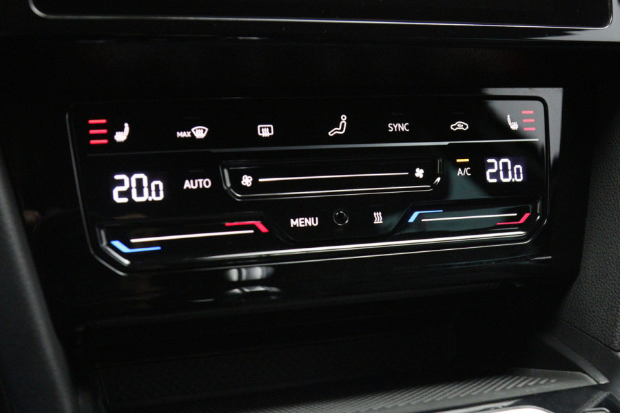 Volkswagen Passat Variant 1.4 TSI PHEV GTE 218 PK, Trekhaak, Leder, Adap. Cruise Control, Winterpakket, Carplay