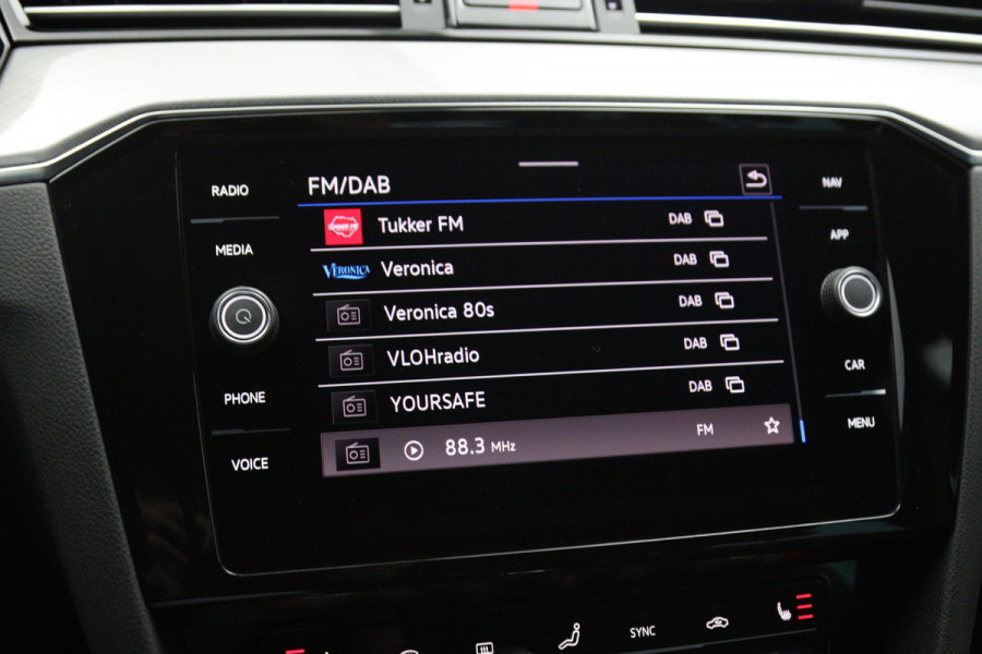 Volkswagen Passat Variant 1.4 TSI PHEV GTE 218 PK, Trekhaak, Leder, Adap. Cruise Control, Winterpakket, Carplay