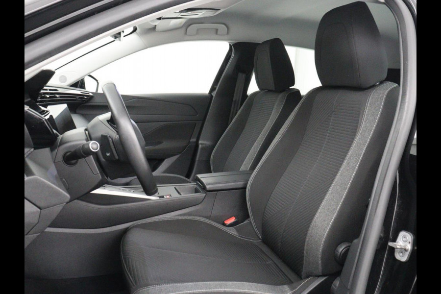 Peugeot 308 1.6 Plug-in Hybrid 180 Active Pack Business | SOH 94,6% | Navigatie | Carplay | Parkeerhulp | Climate control | Full LED | Cruise control | Bluetooth | PHEV