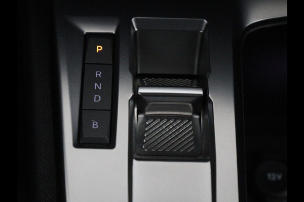 Peugeot 308 1.6 Plug-in Hybrid 180 Active Pack Business | SOH 94,6% | Navigatie | Carplay | Parkeerhulp | Climate control | Full LED | Cruise control | Bluetooth | PHEV