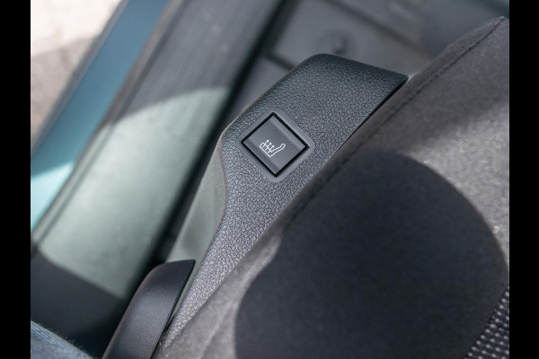 Fiat E-Doblò 136 L2 50 kWh | Navi | Stoelverwarming | Laadruimte Pack | Apple Carplay | Camera | BSM | PDC V&A | LED