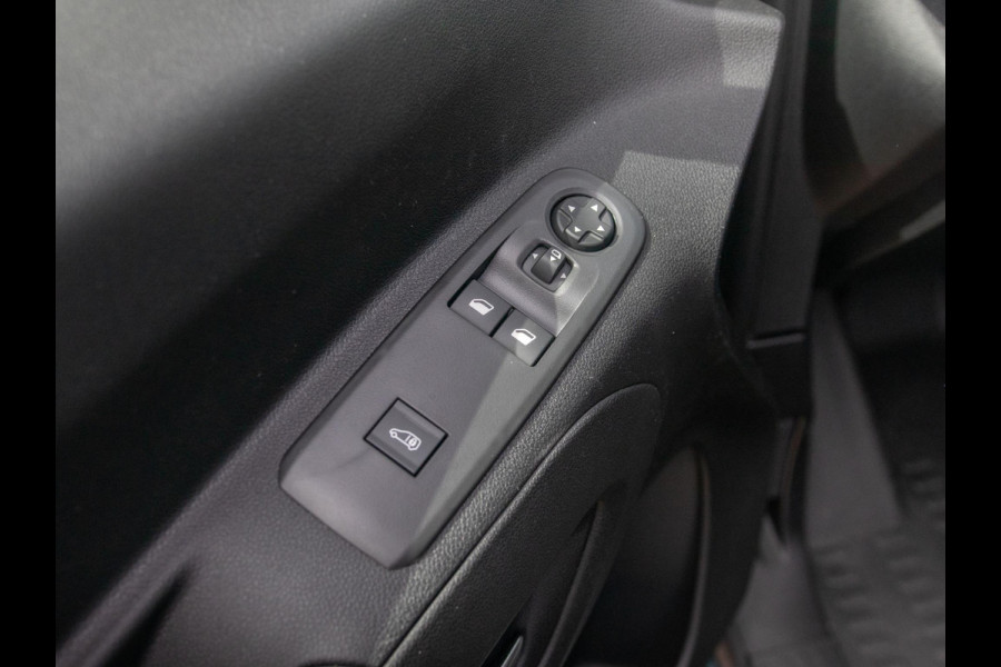 Fiat E-Doblò 136 L2 50 kWh | Navi | Stoelverwarming | Laadruimte Pack | Apple Carplay | Camera | BSM | PDC V&A | LED