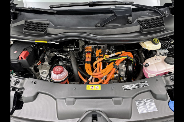 Mercedes-Benz eVito eVito Lang 66 kWh DC 266km WLTP Snelladen Dubbele cabine Led Schuifdeur L+R Navigatie Cruise control