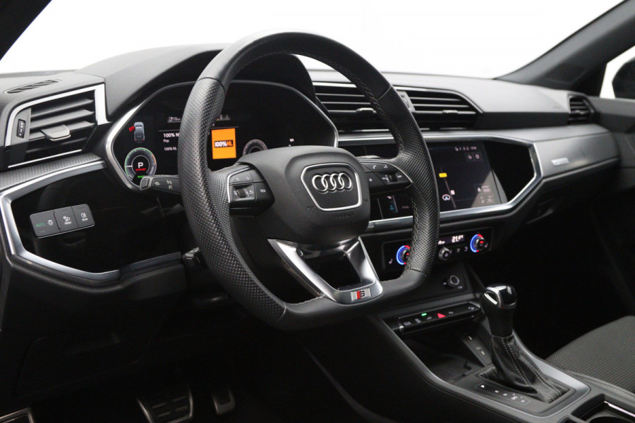 Audi Q3 Sportback 45 TFSI e 245 PK S-Line Edition, Nardo-Grijs, Panoramadak, Carplay, 360 Camera, Memory