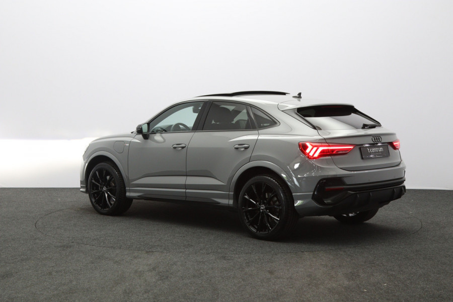 Audi Q3 Sportback 45 TFSI e 245 PK S-Line Edition, Nardo-Grijs, Panoramadak, Carplay, 360 Camera, Memory