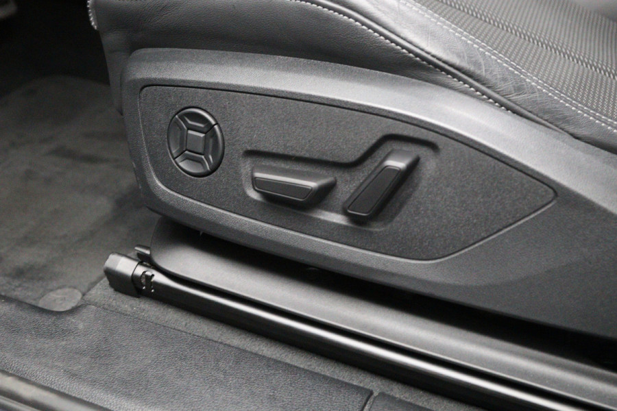 Audi Q3 Sportback 45 TFSI e 245 PK S-Line Edition, Nardo-Grijs, Panoramadak, Carplay, 360 Camera, Memory
