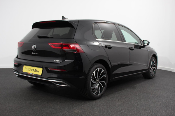 Volkswagen Golf 1.5 eTSI 150pk Automaat Style Sfeer verlichting Navigatie Climate control Camera Adaptive Cruise control Led Parkeer sensoren Lichtmetalen Velgen