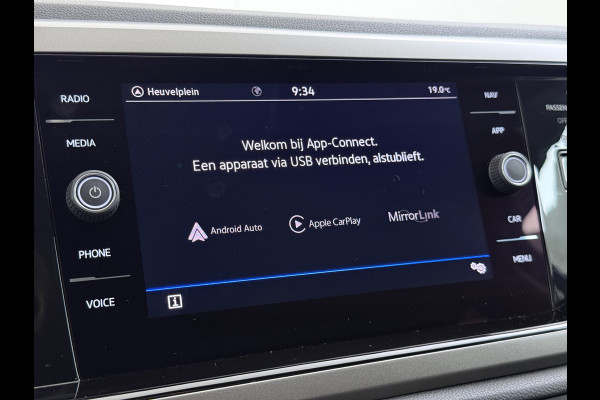 Volkswagen Polo 1.0TSI 96PK 5Drs R-Line Edition Adap.Cruise Navi Apple Carplay Android Auto Climate Control Cruise Control Pdc DAB Bluetooth Isofix Lmv Privacy Glas Led Origineel Nederlandse Auto Dealeronderhouden